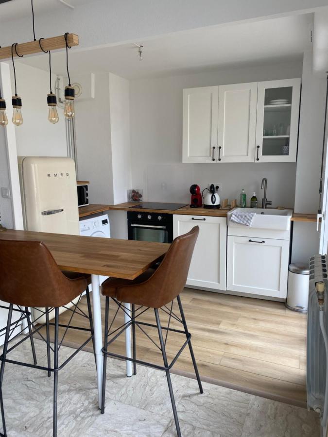 Terrasse Plein Sud - Chaleureux En Centre Ville 耶尔 外观 照片